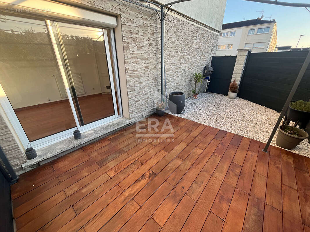 Maison à VILLEPREUX