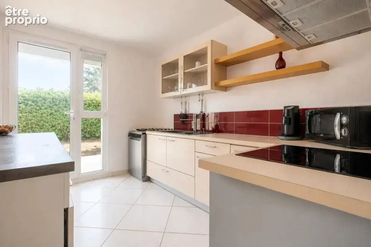 Appartement T3 de 73 m² à Évry-Courcouronnes - photo 5