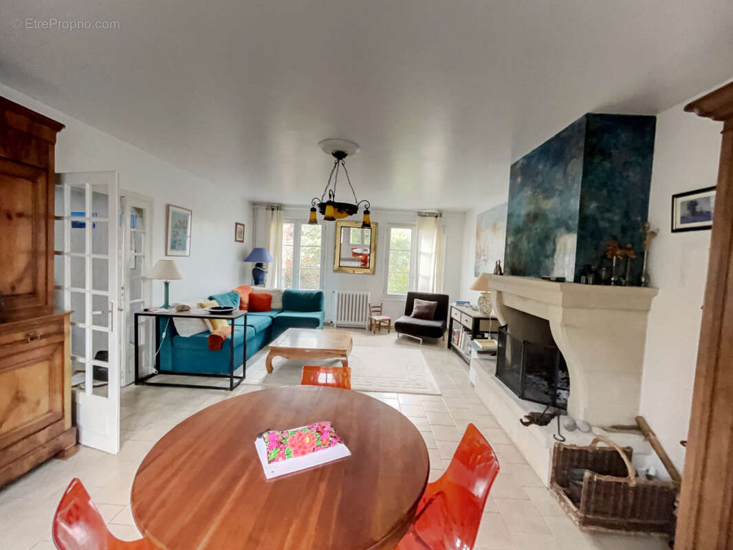 Maison à SAINT-JEAN-LE-THOMAS