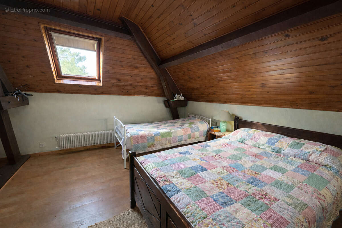 Maison de campagne avec dépendance sur 14ha ! - photo 15