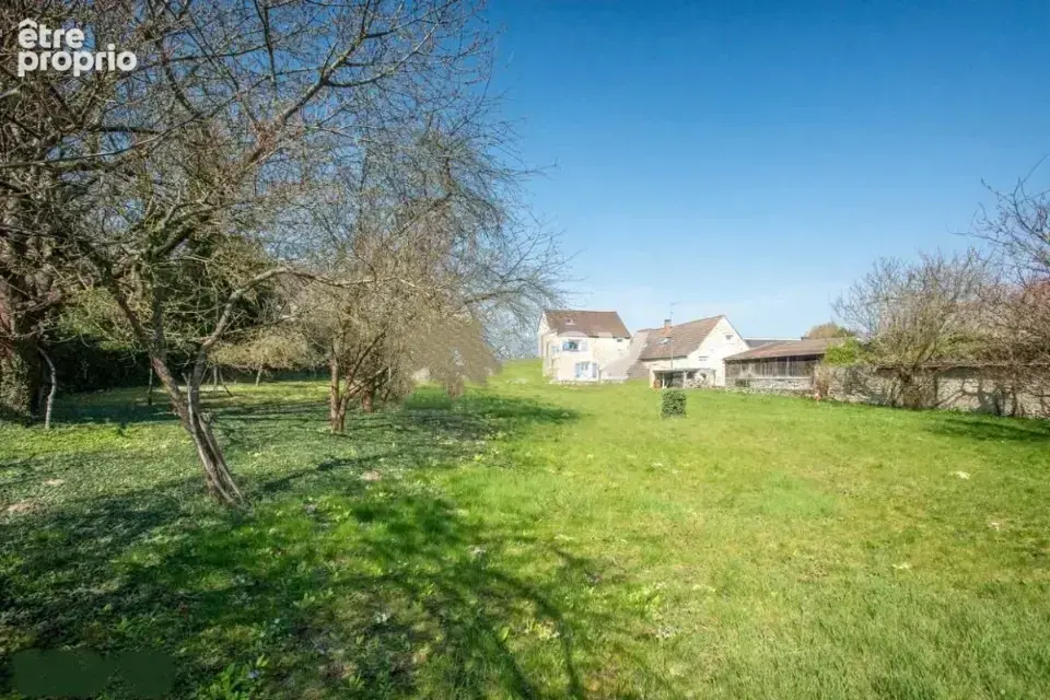 Terrain 700 m² à Jouy-Le-Moutier  - photo 3