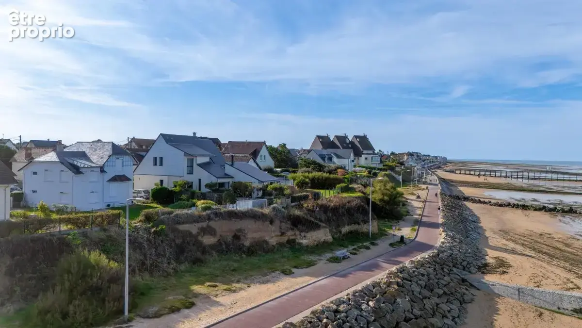 Maison 7 pièces 237 m² à vendre à Luc-Sur-Mer (14530) - photo 30