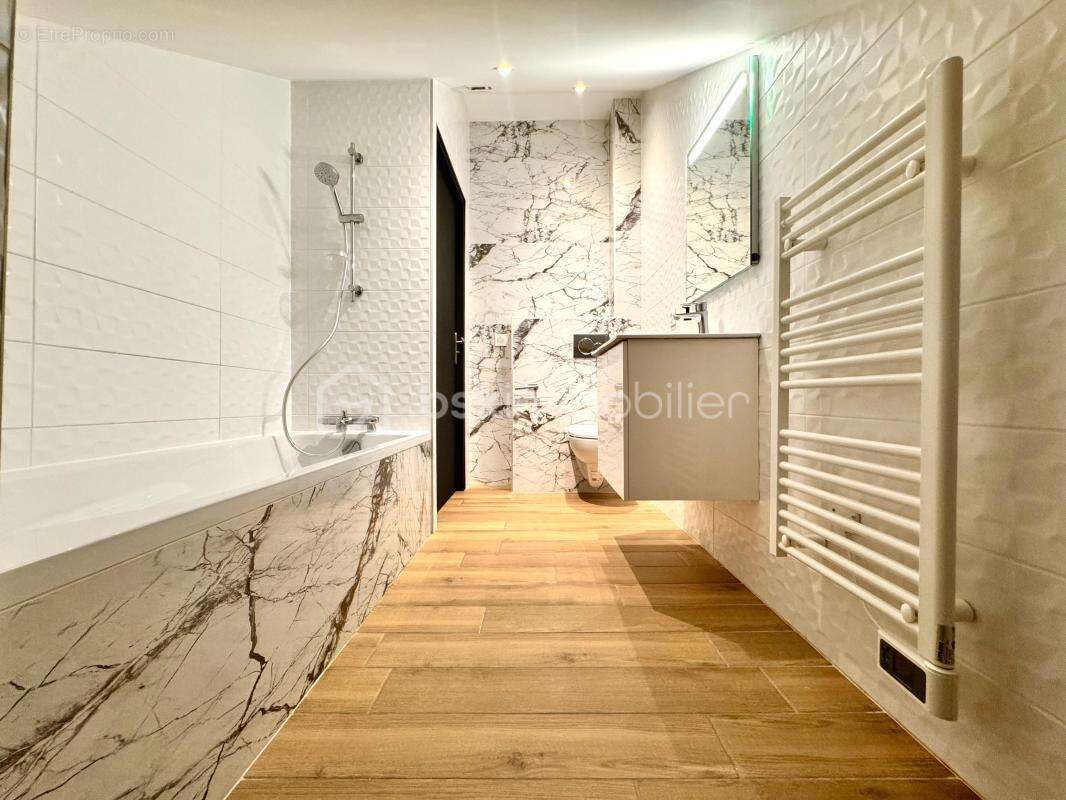 Appartement à LATHUILE