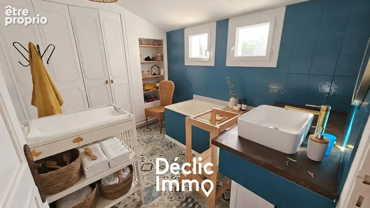 Belle maison familiale indépendante de 156 m² avec grand jardin à Chauray - photo 11