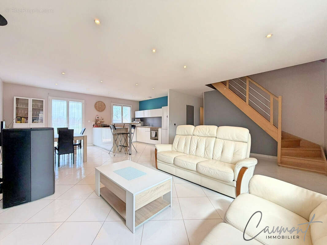 Maison à APPEVILLE-ANNEBAULT