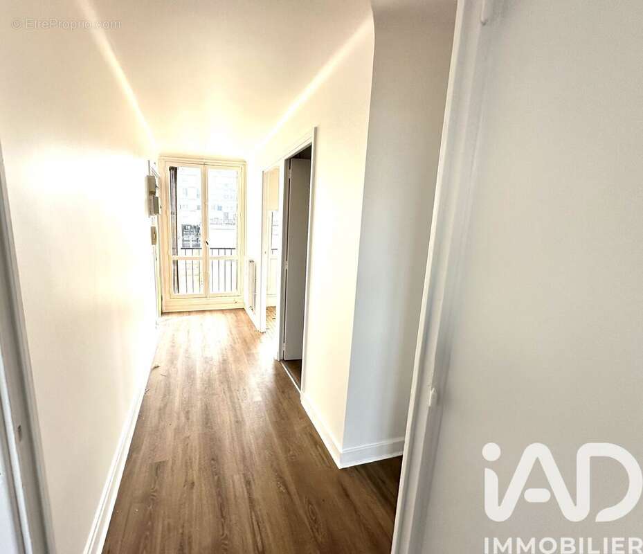 Photo 7 - Appartement à CHOISY-LE-ROI