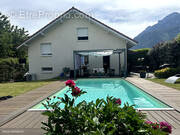 Maison à SAINT-PIERRE-EN-FAUCIGNY