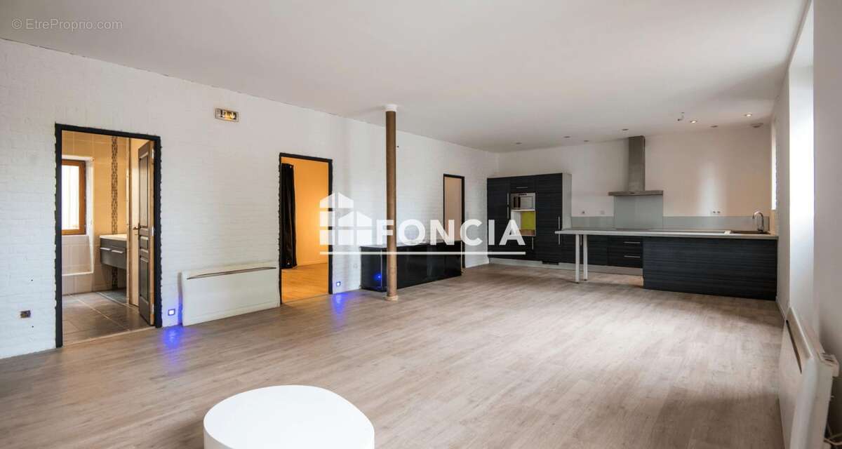Esprit loft pour ce 3 pièces quartier Faubourg - photo 6