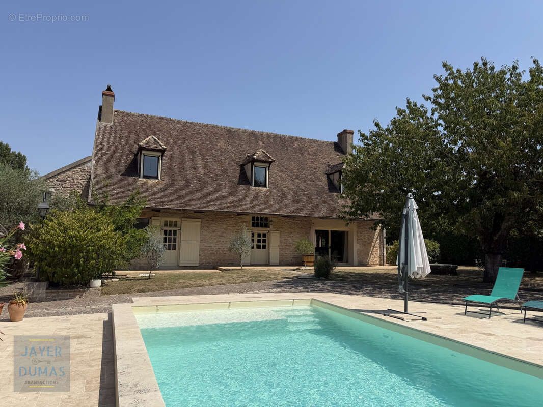 Maison à ALLERIOT