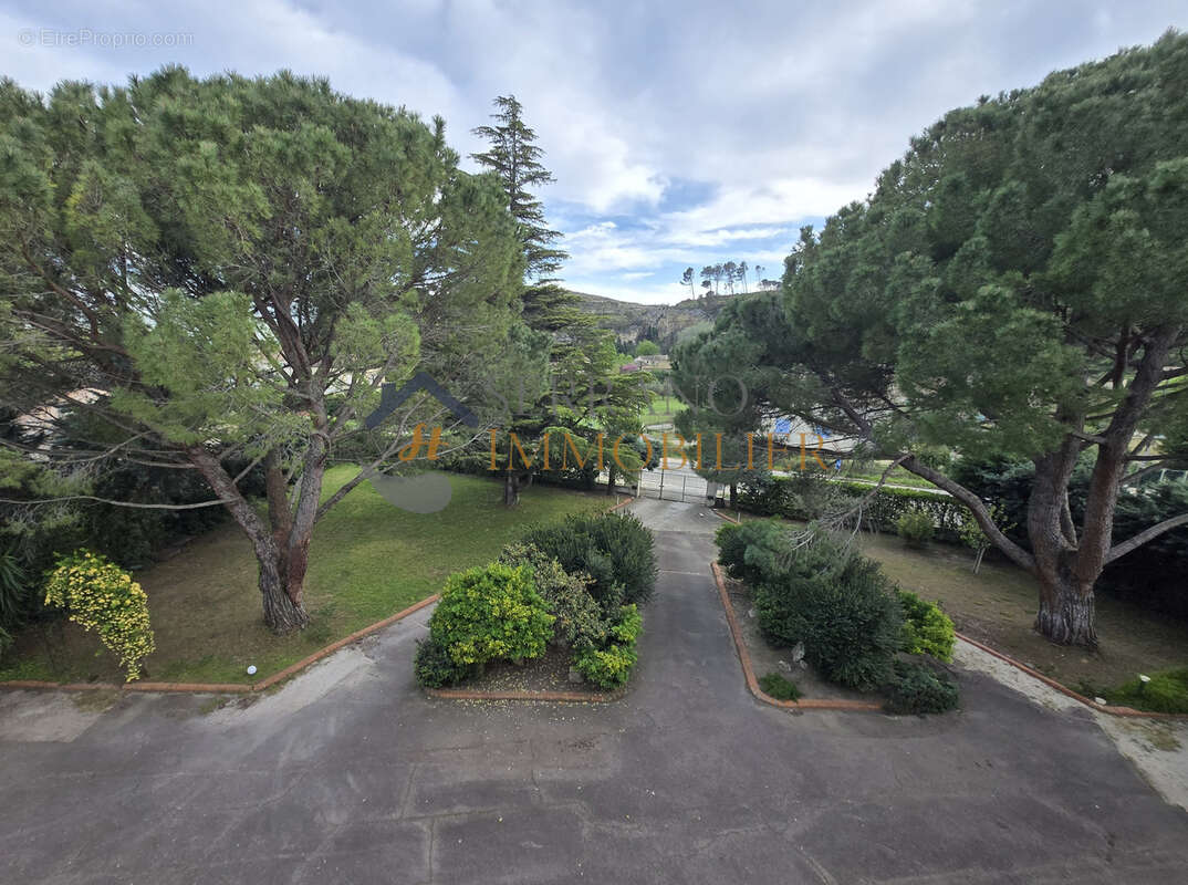 Appartement à BARBENTANE