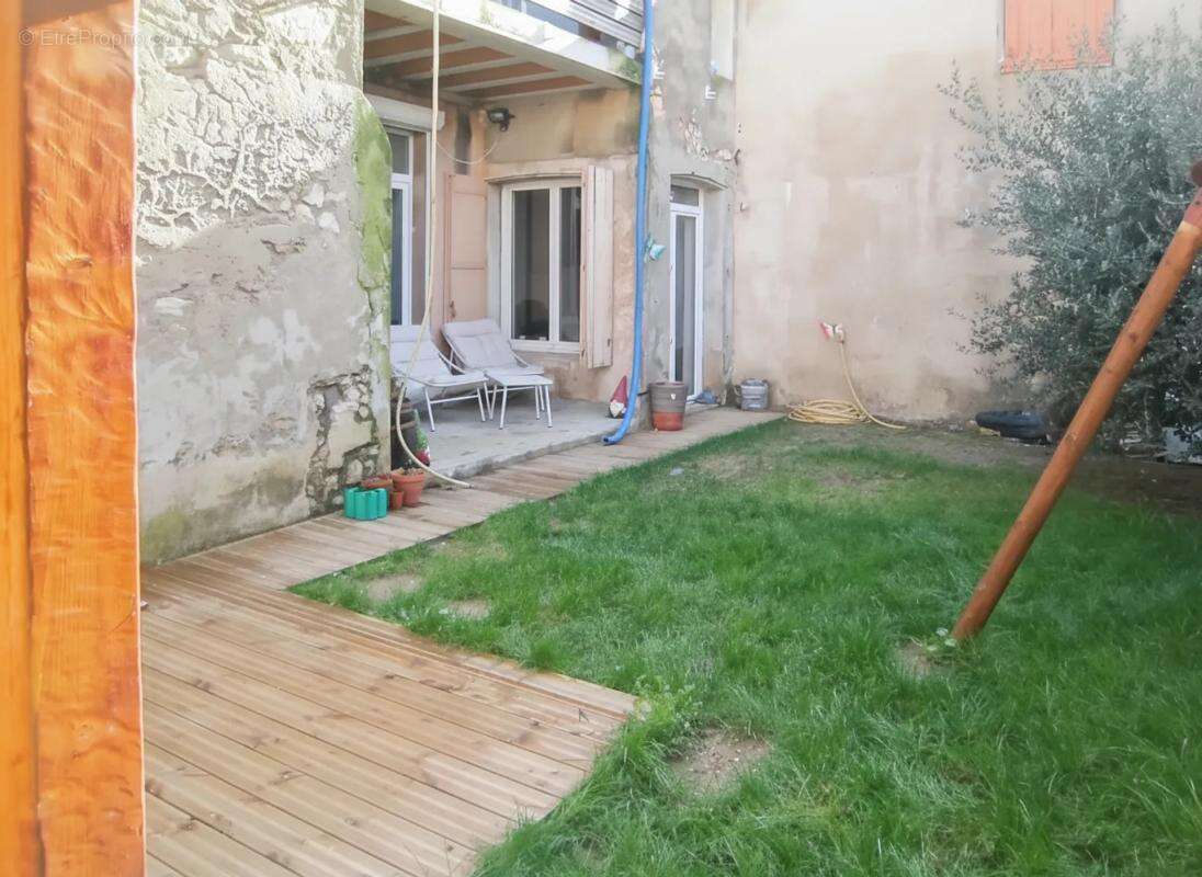 Maison à SALLES-D'AUDE