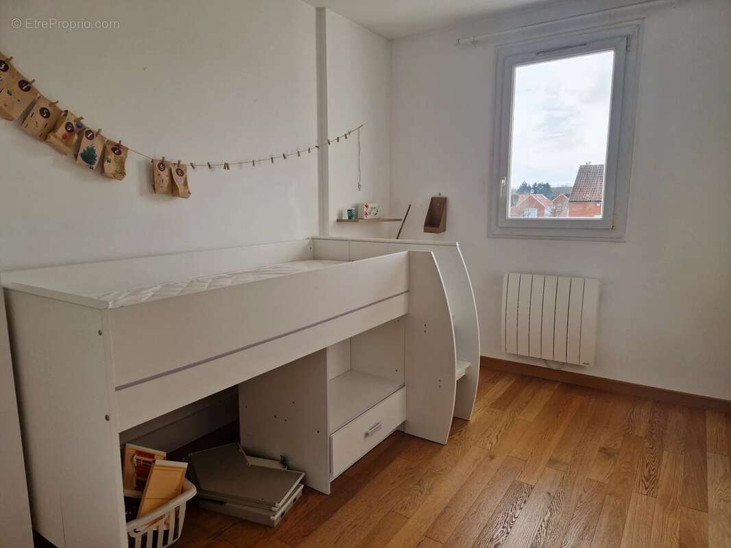 Appartement à VOISINS-LE-BRETONNEUX