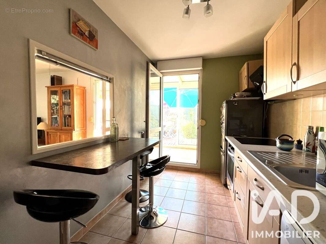 Photo 5