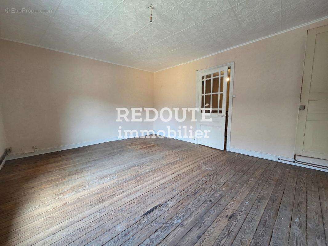 Maison ancienne avec jardin de 109 m² Secteur Novion-Porcien - photo 10