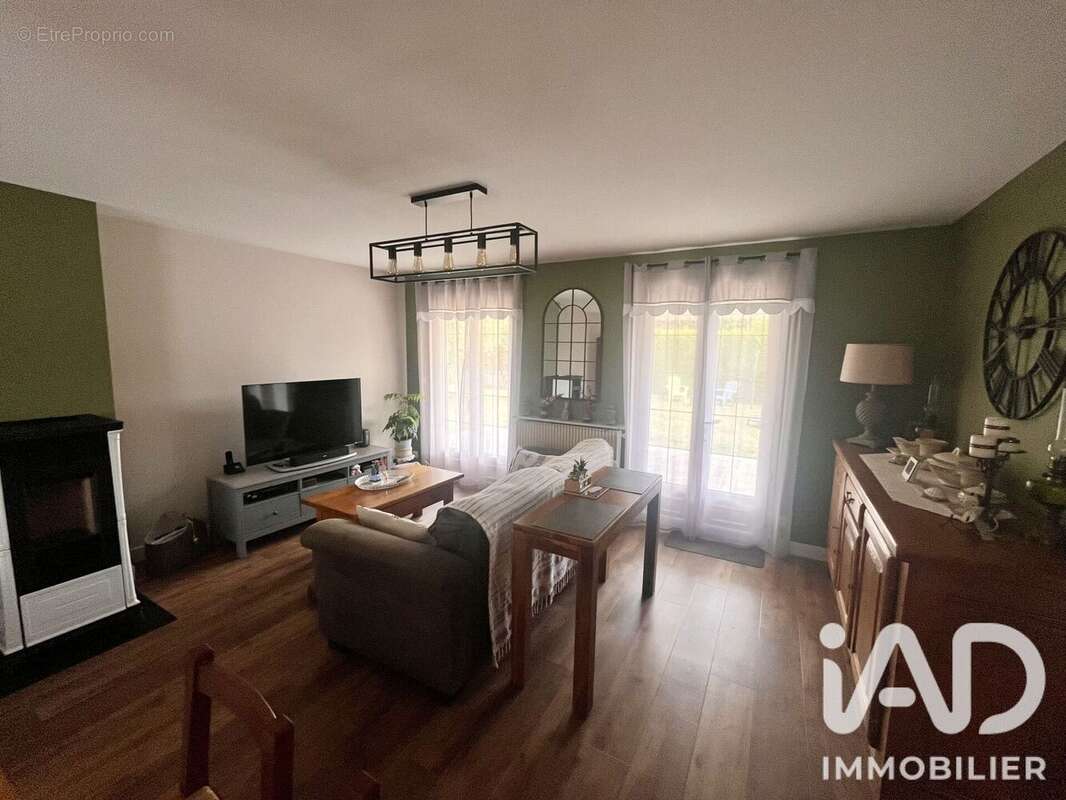 Photo 6 - Maison à VILLERS-SOUS-SAINT-LEU