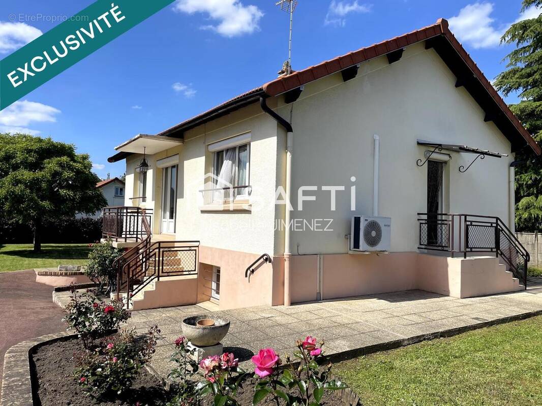 Photo 1 - Maison à LA QUEUE-EN-BRIE