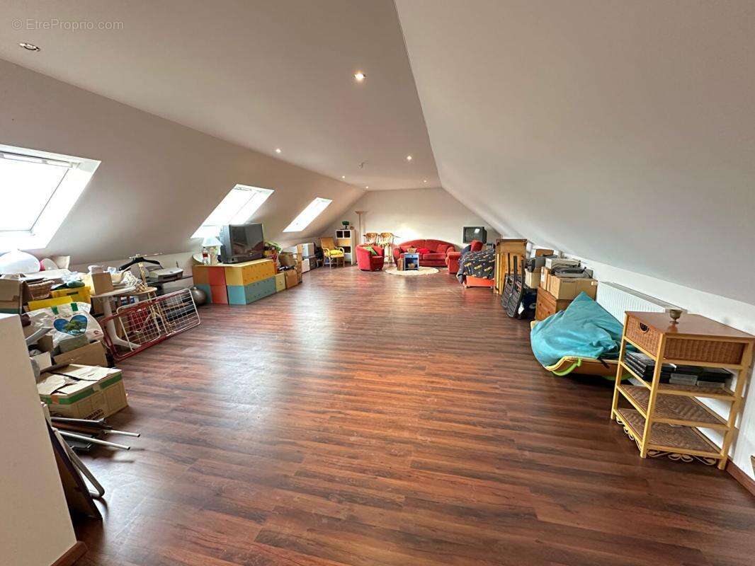 Maison à VILLEMANDEUR