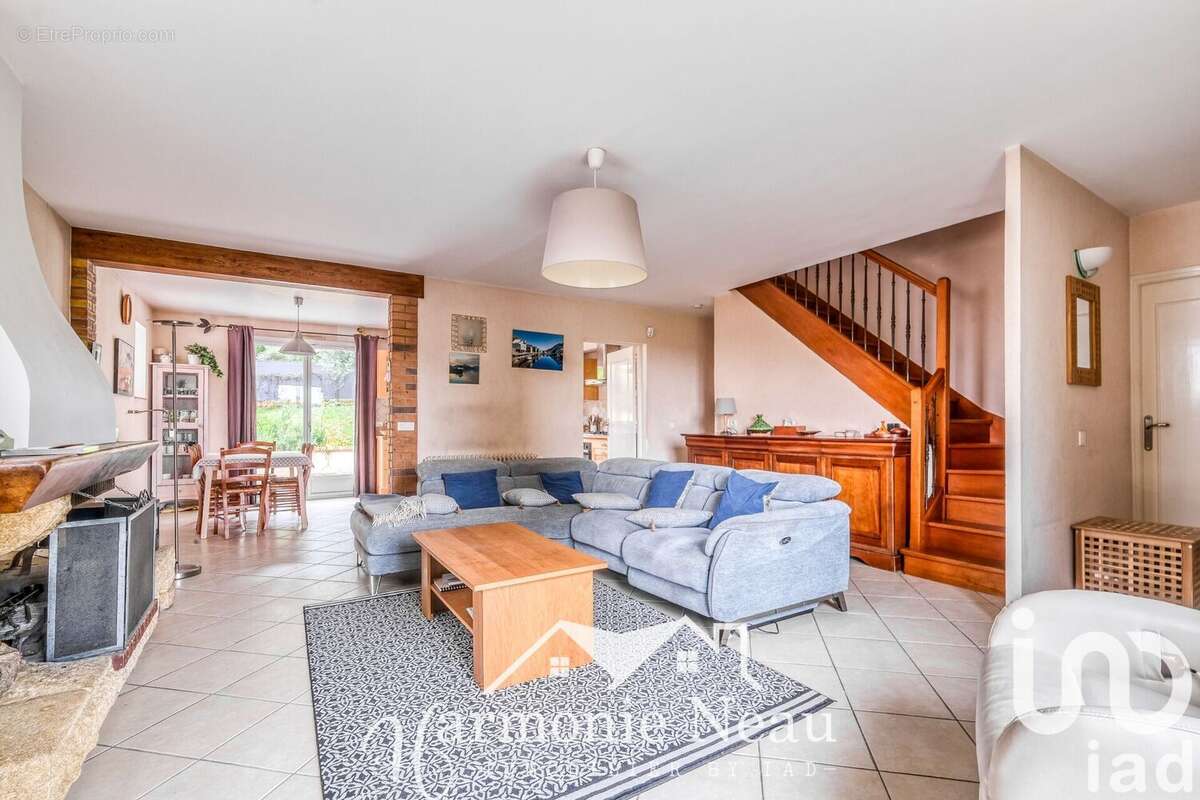 Photo 2 - Maison à COUBRON