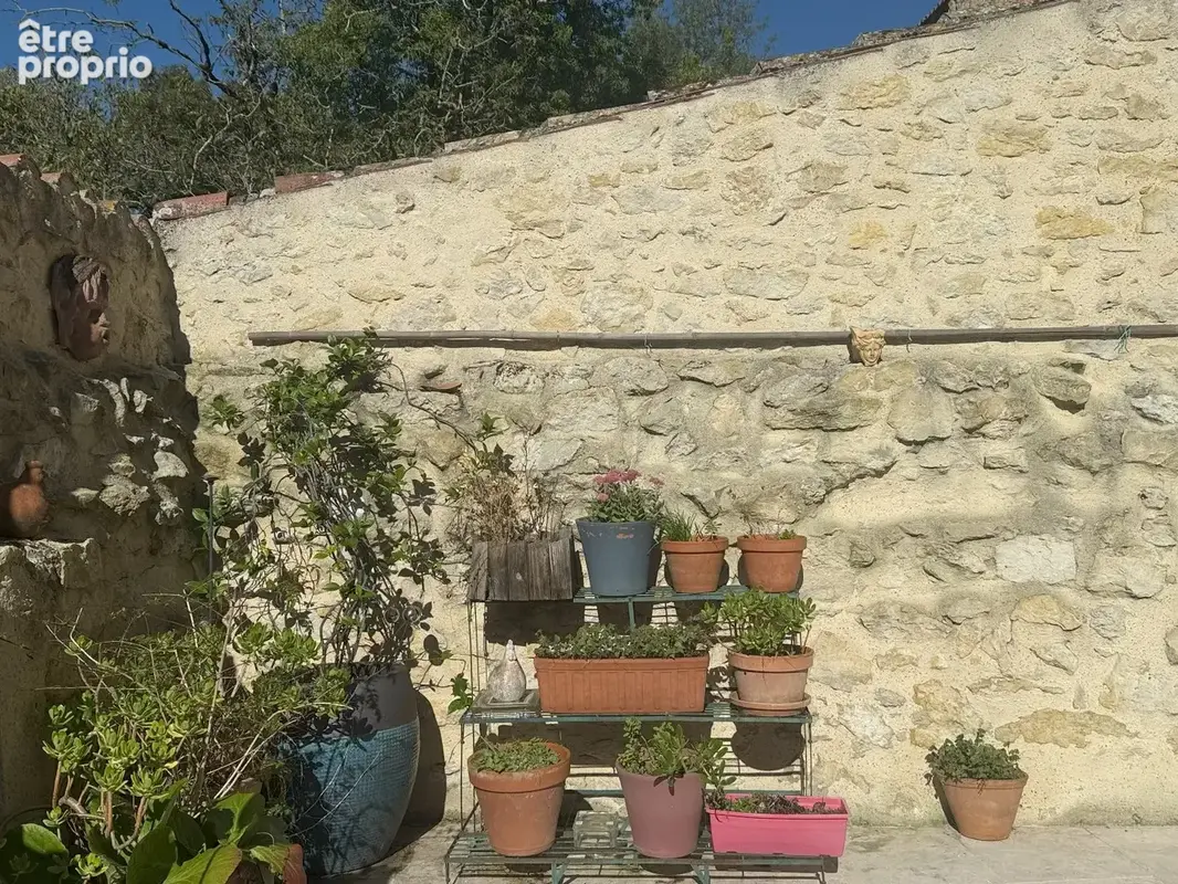 Jolie maison en pierre dans un village historique - photo 15