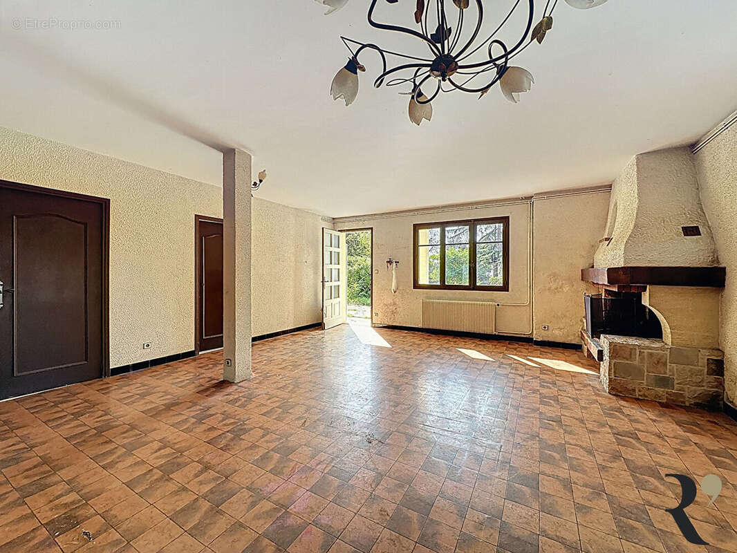 Maison à SAINTE-FOY-D'AIGREFEUILLE