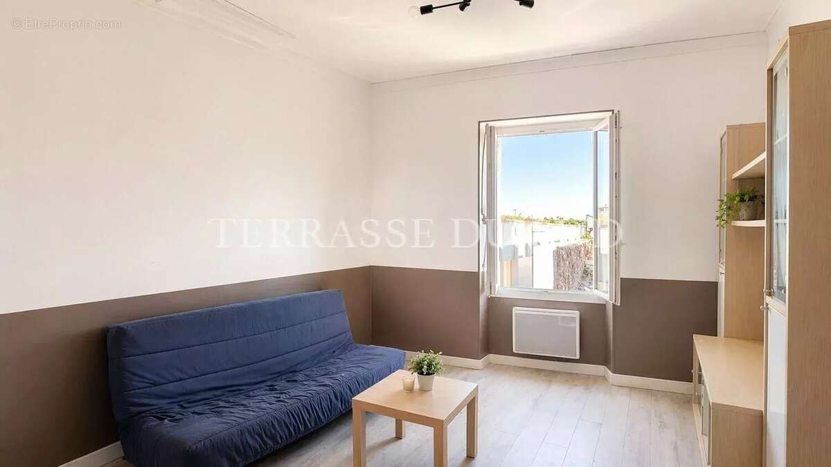 Appartement à MARSEILLE-3E