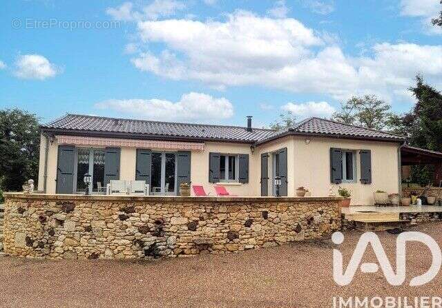Maison 108 m² à Marnac  - photo 2