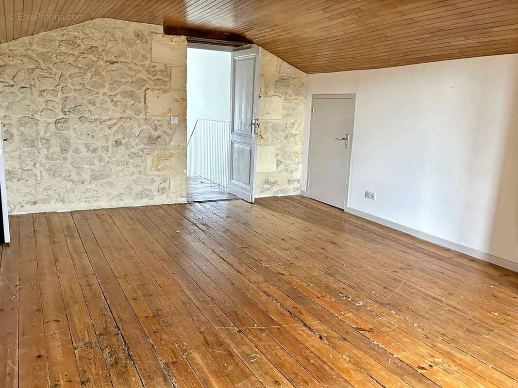 Appartement à ALLEMANS-DU-DROPT