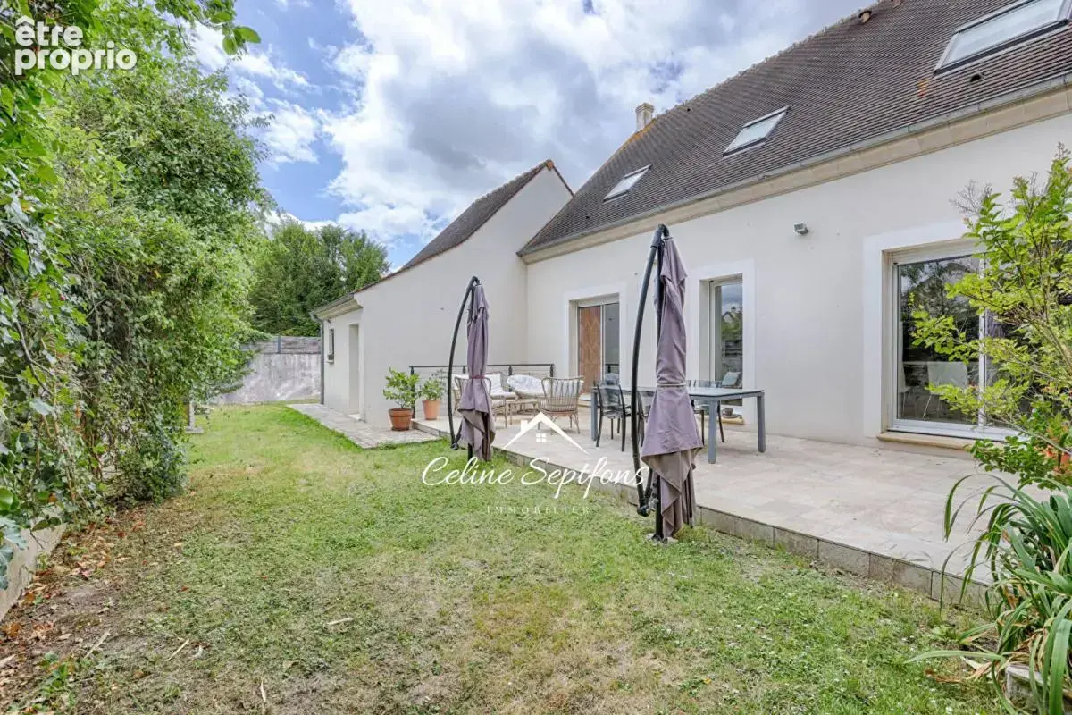 CHAMPCUEIL  Maison individuelle familiale de 140 m²  - 4 chambres, jardin, garage et sous-sol total - photo 10