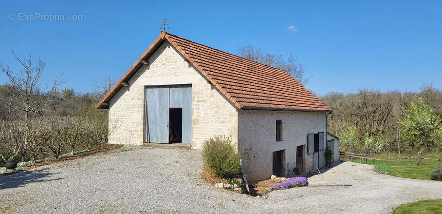 Maison à GINOUILLAC