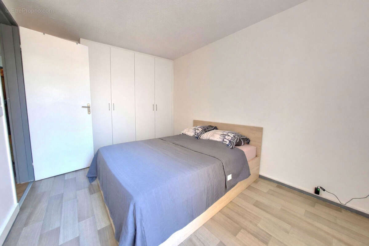 Appartement Moderne - F5 99.60 m2 - Roissy en Brie - photo 6