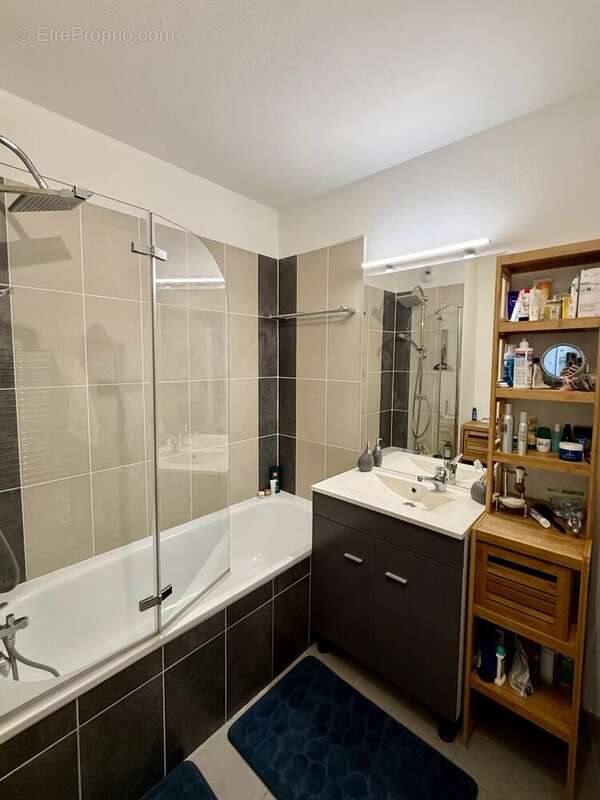 Appartement T3, 58 m2, terrasse, jardin-Eysines limite le Haillan - photo 12
