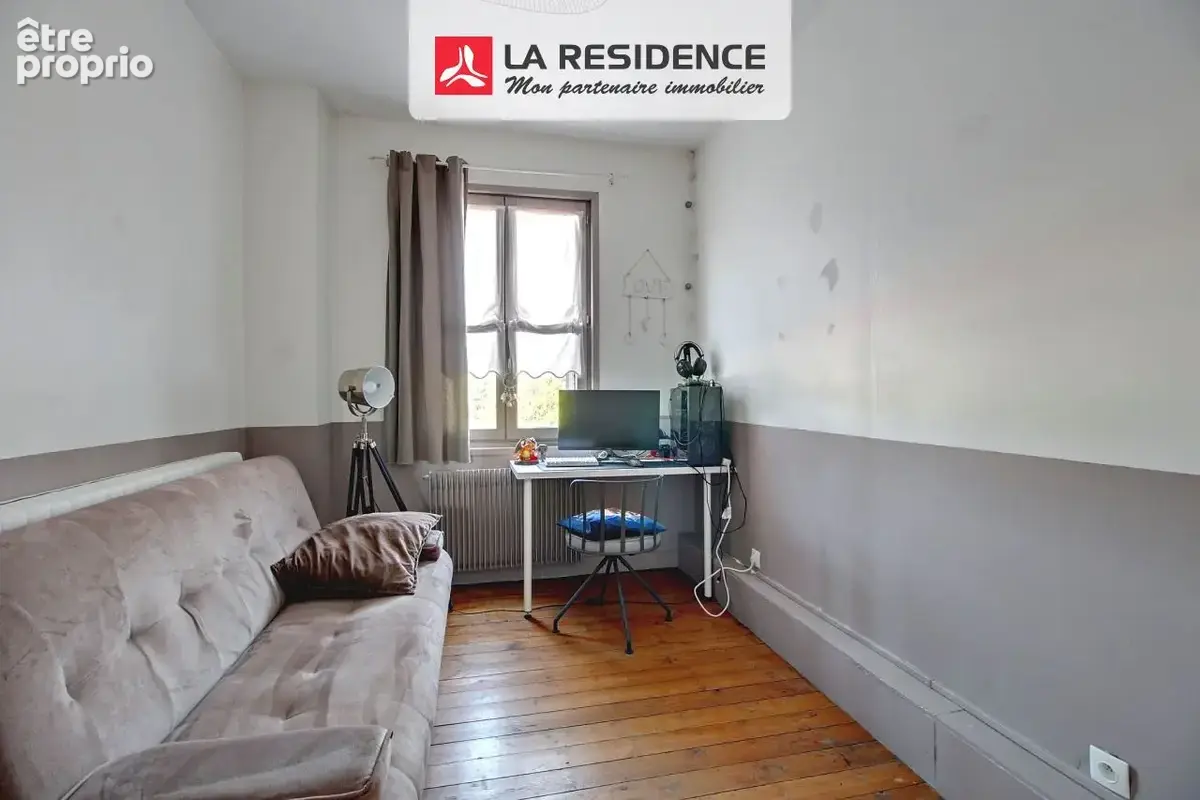 Maison 6 pièces 127 m² à vendre à Saint-Etienne-Du-Rouvray (76800) - photo 9