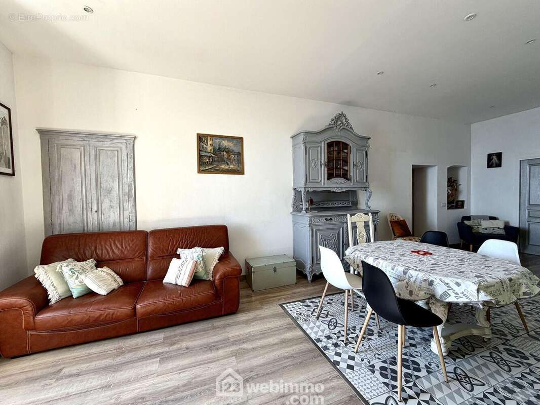 Appartement 104 m² à San-Martino-Di-Lota  - photo 7