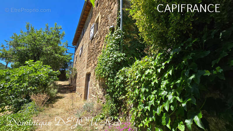 Maison à ISSAMOULENC