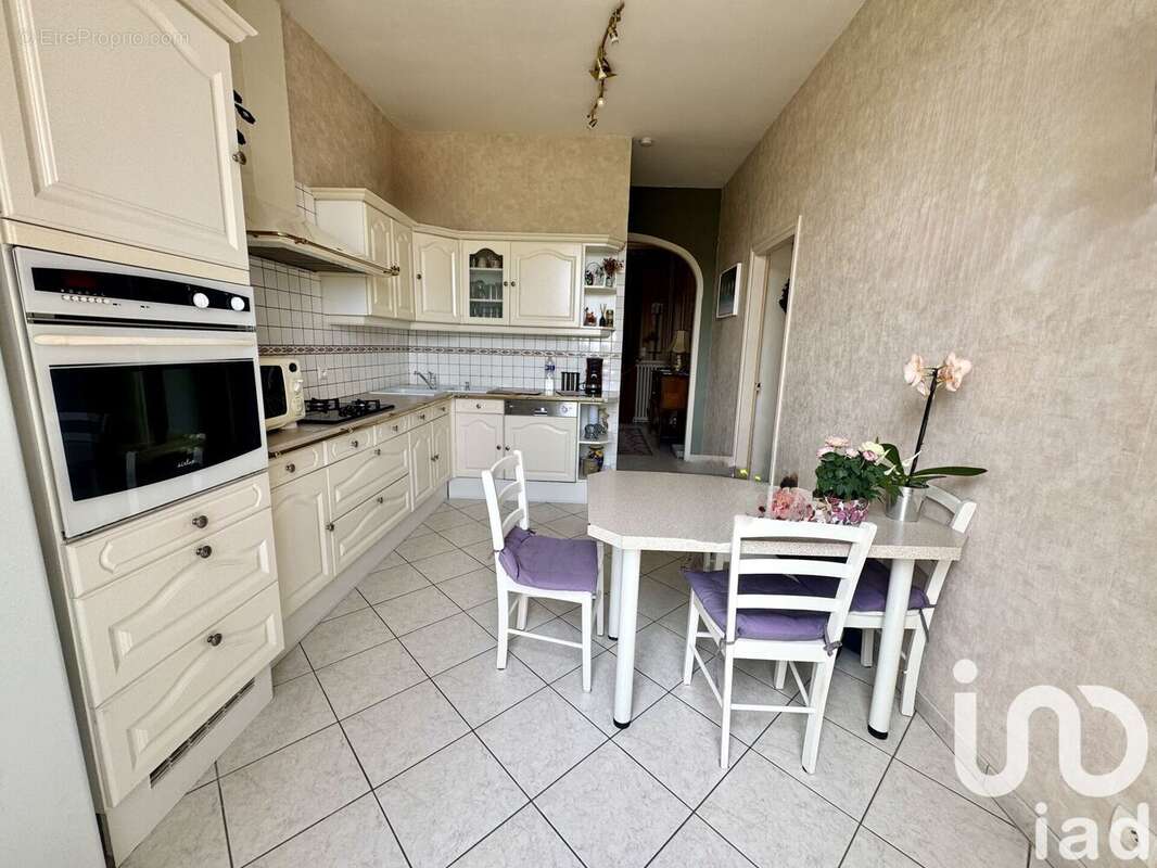 Photo 8 - Maison à PONT-SUR-YONNE