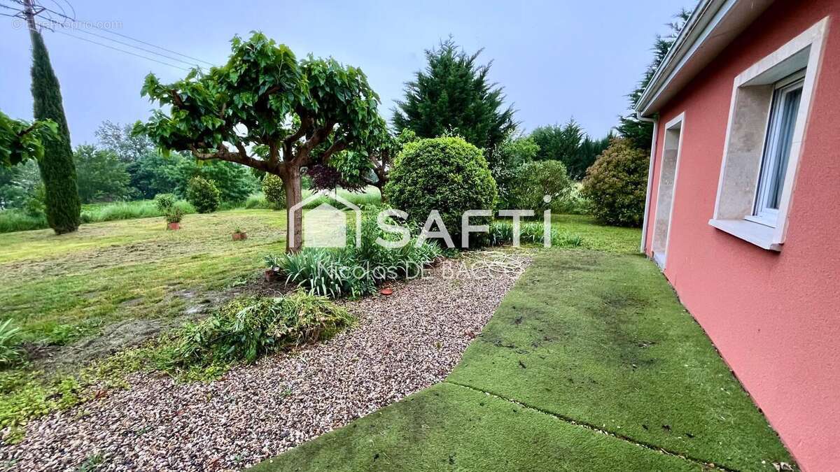 Maison 90 m² à Saint-Leger  - photo 4
