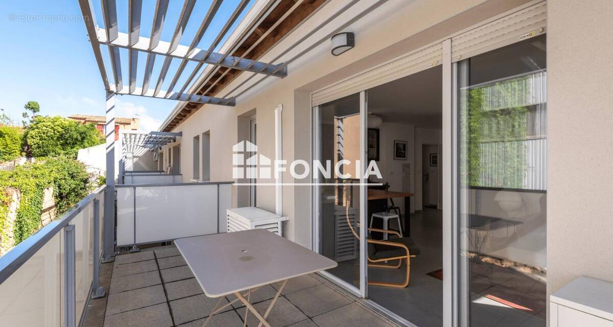 Appartement à MEZE