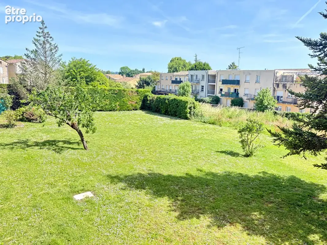 Terrain à CASTILLON-LA-BATAILLE