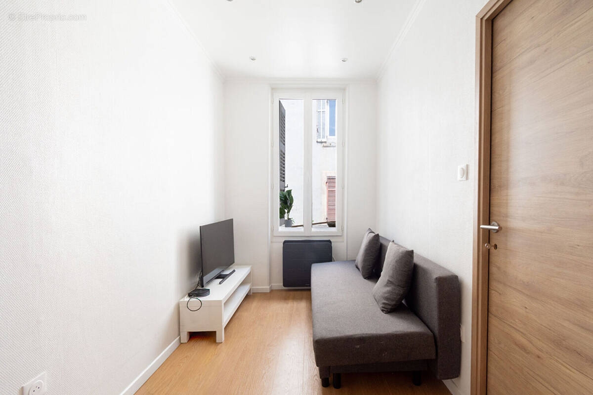 Appartement à MARSEILLE-2E