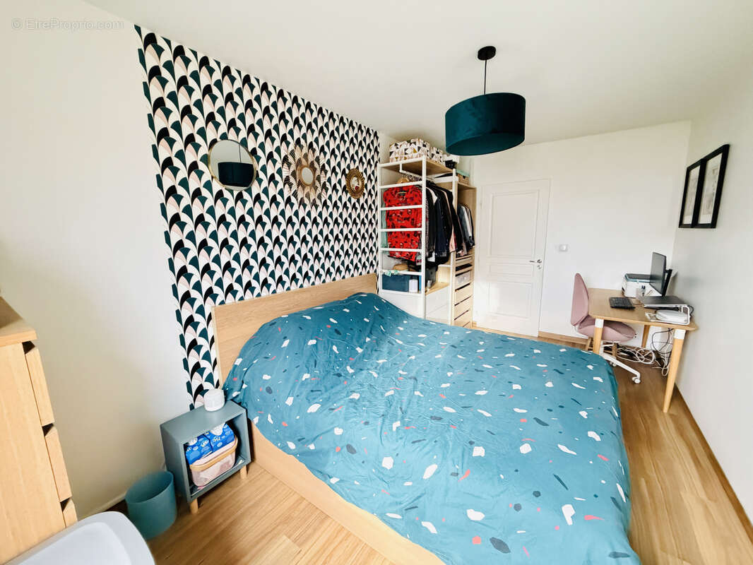 Appartement à CHARENTON-LE-PONT