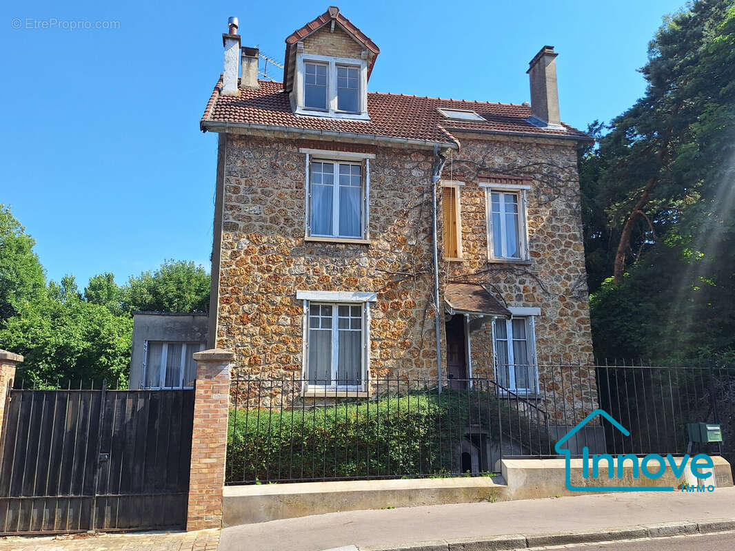Maison à VERSAILLES