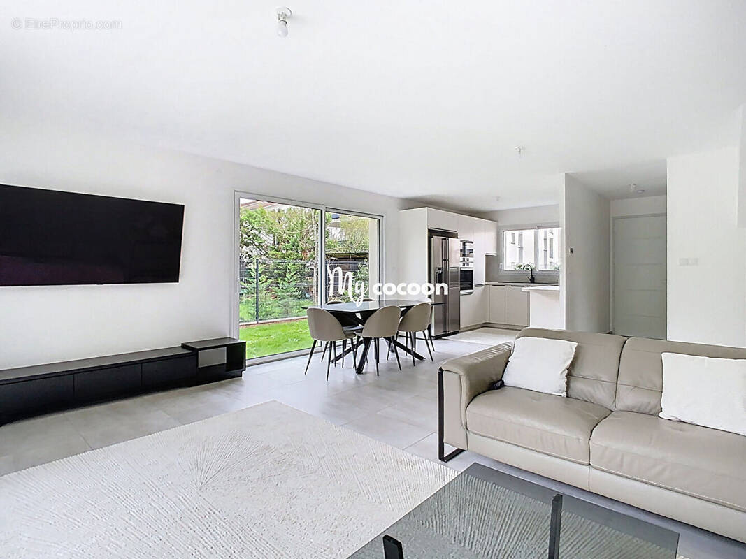 Maison à AMBERIEU-EN-BUGEY