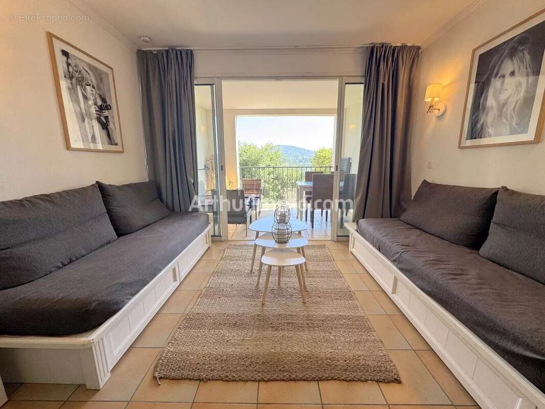 Appartement à GRIMAUD
