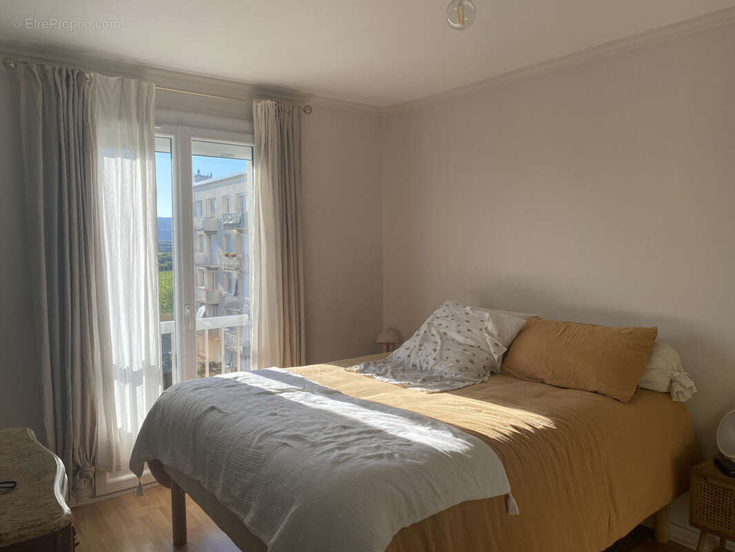 Appartement à BOURG-LES-VALENCE