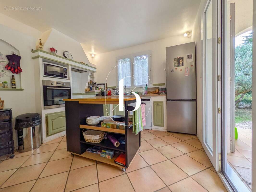 Maison 150 m² à Barjac  - photo 8