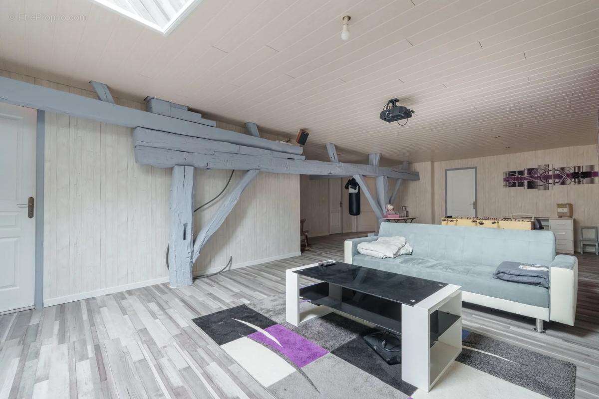 Maison à VAL-DE-MEUSE