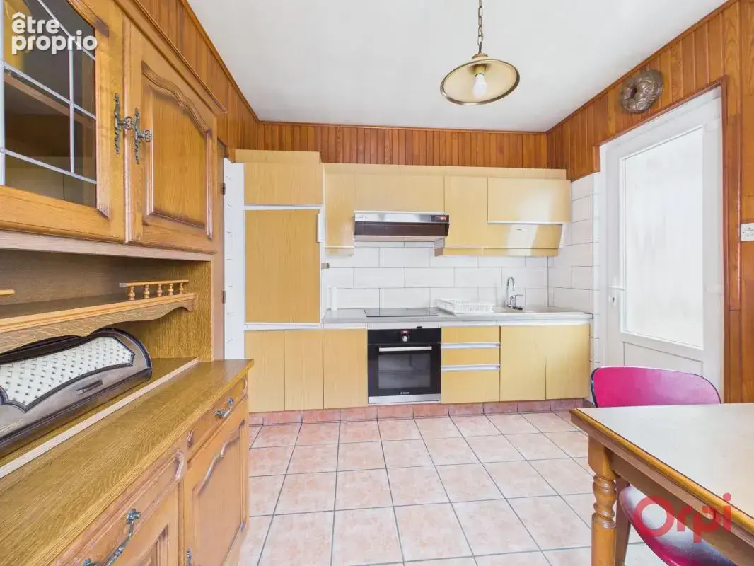 Vendenheim, deux maisons, 150 m² de dépendances et terrain de 819 m² - photo 8