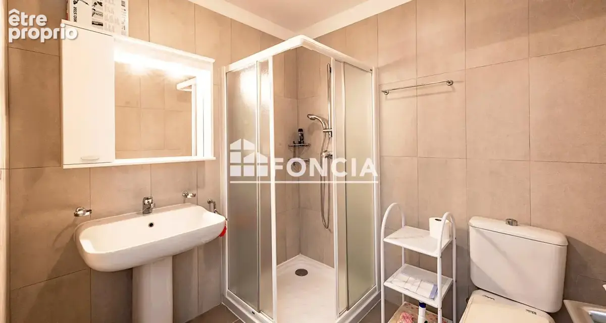 Menton garavan, 4 pieces avec terrasse et jardin vue mer, dans residence au calme avec piscine, vendu avec garage et cave - photo 6