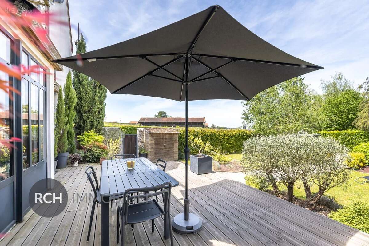 Maison à MERE