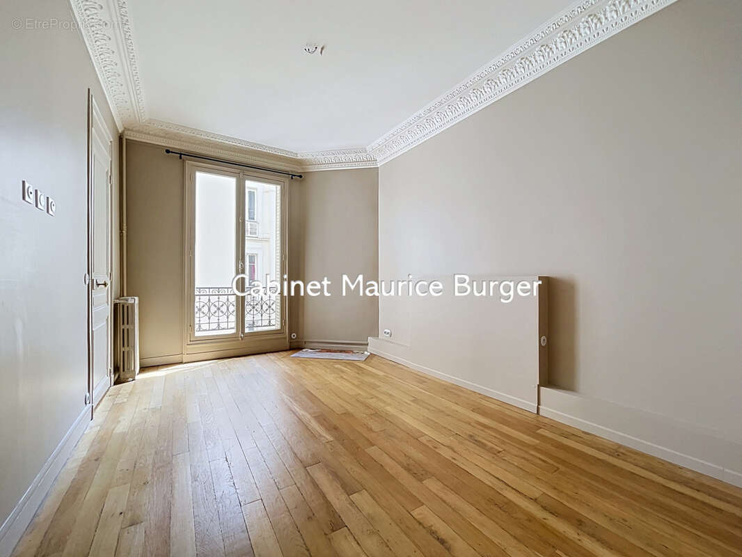Appartement de caractère   104,55 m2   Immeuble de standing - photo 11